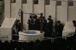 The Rebbe and Chassidim do Tashlich for the Day of Atonement